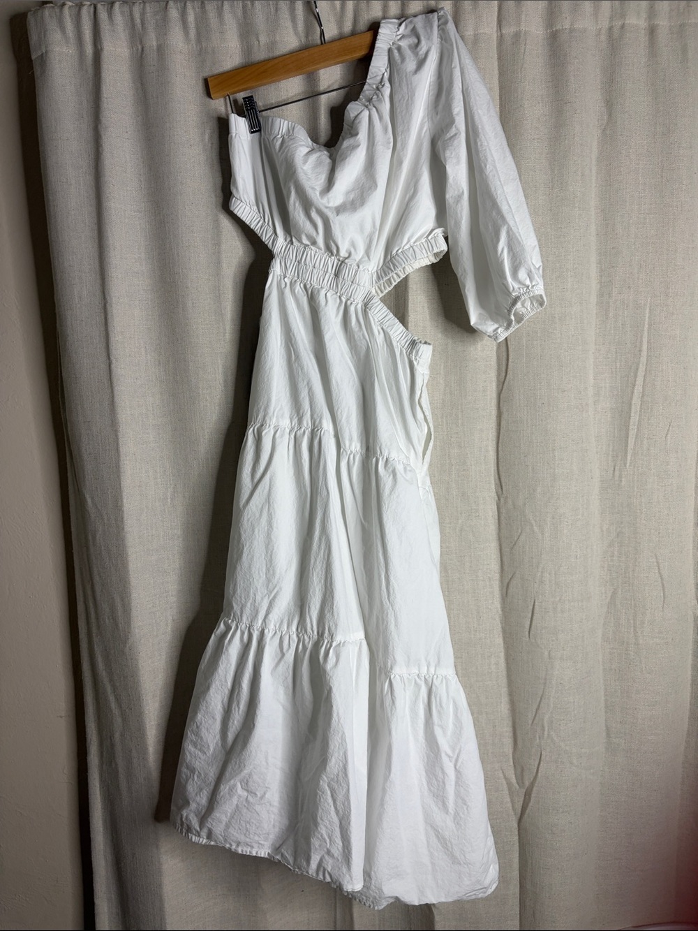 One-Shoulder White Cutout Maxi Dress with Elastic Waist - Picture 5 of 6